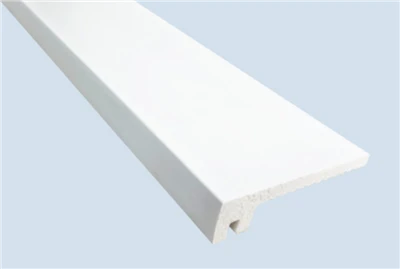 Moldura de rodapié de poliestireno blanco uniforme